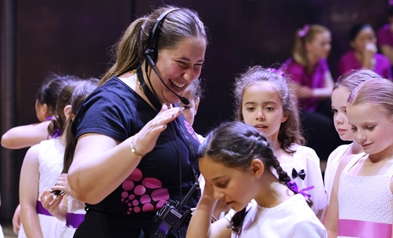 NL 1 Contacting Us 560x339