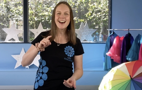 NL01 Teacher PD 560x354