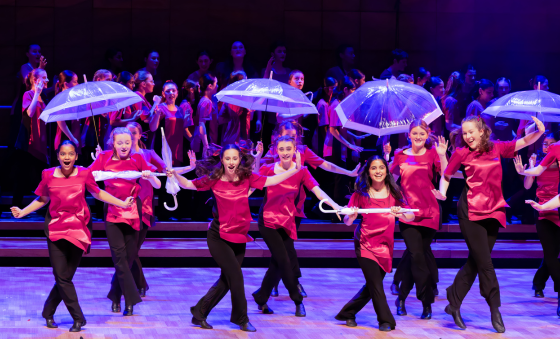 NL02 Performing Choir 560x340